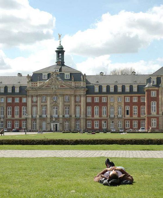 Frühling am Schloss in Münster