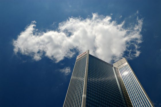 Frankfurt, blue Sky, Dekabank, Architekturfotografie, Trianon