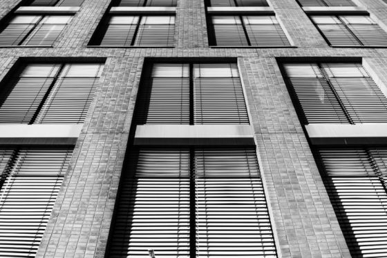 Fenster, Fassade eines Bürogebäudes, Münster, Hafen