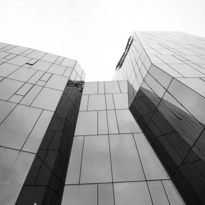 Fassade Salewa in Bozen, Blick nach oben